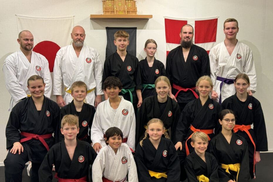 Tillykke med de nye bæltegrader til dem der bestod gradueringen i december 2023.